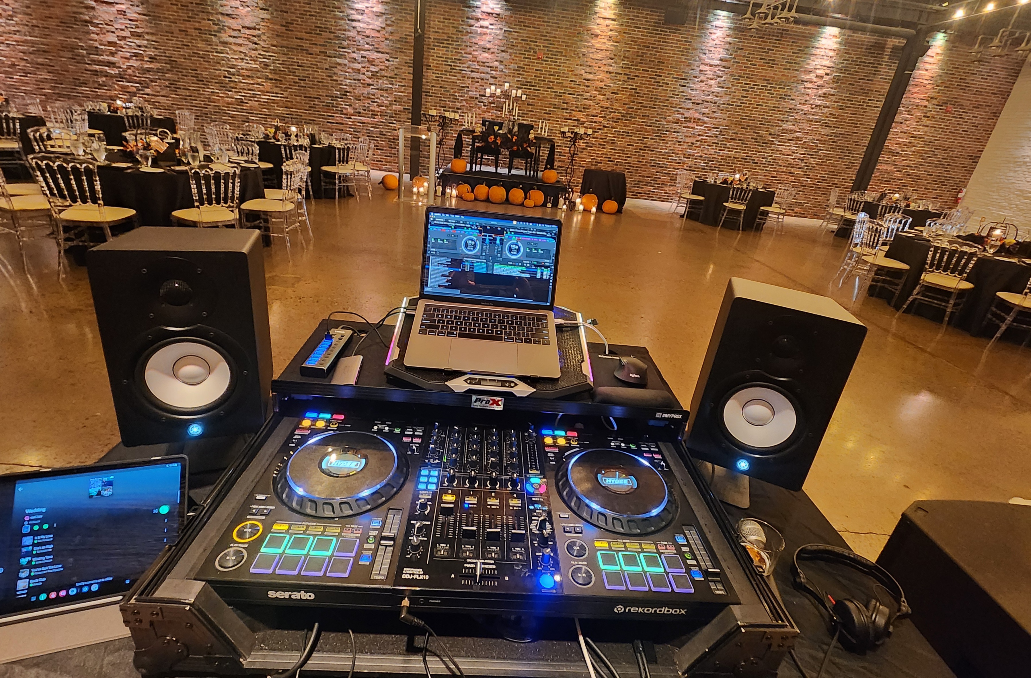 Eglinton West Gallery